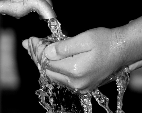 Perform-Ablution-Wudu